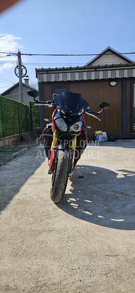 BMW S1000R
