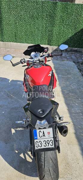 BMW S1000R