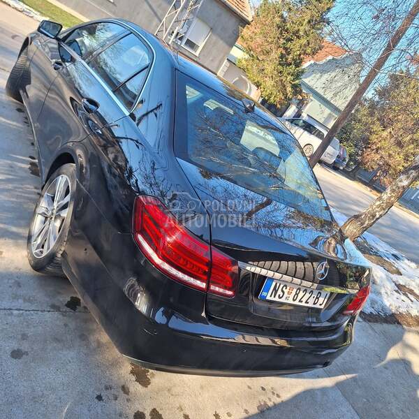 Mercedes Benz E 200 