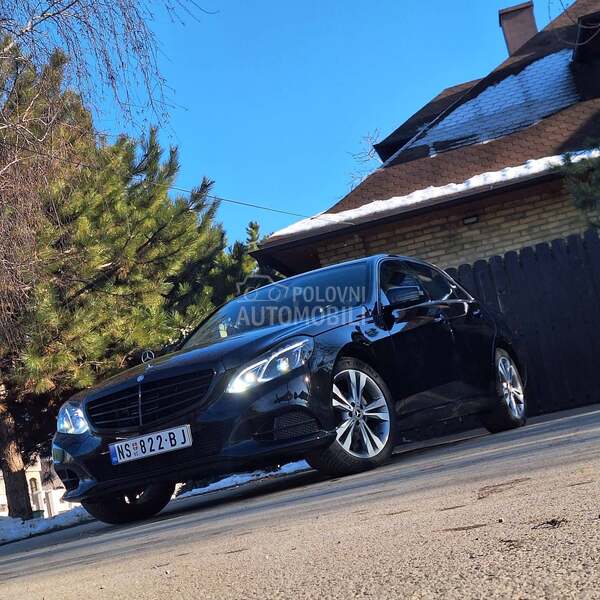 Mercedes Benz E 200 