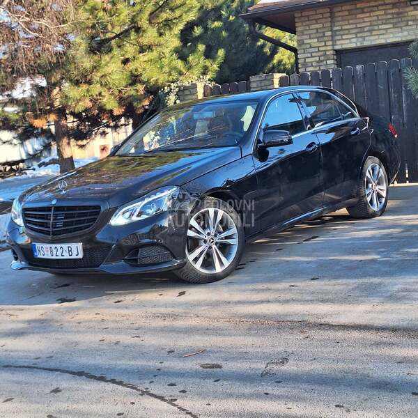 Mercedes Benz E 200 