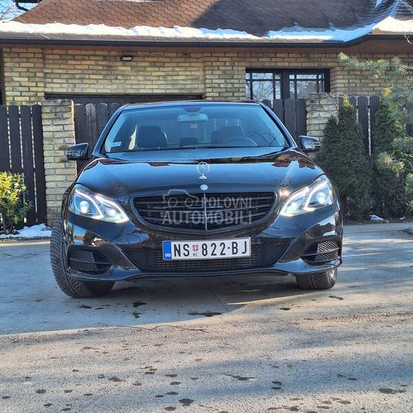 Mercedes Benz E 200 