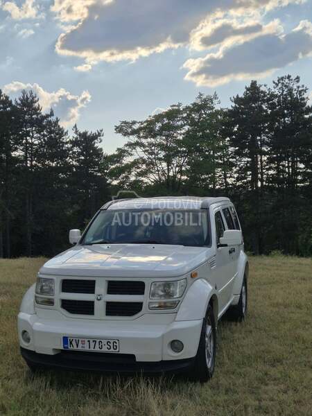 Dodge Nitro 