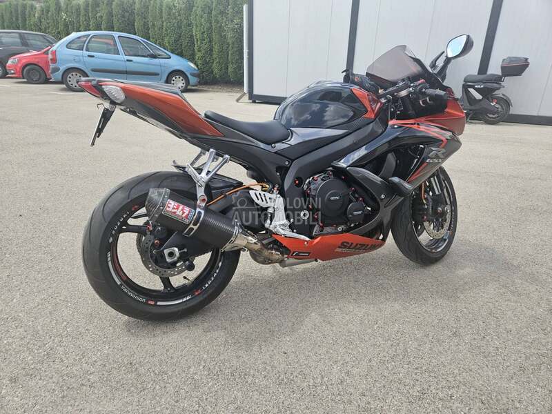 Suzuki GSXR 750 K9