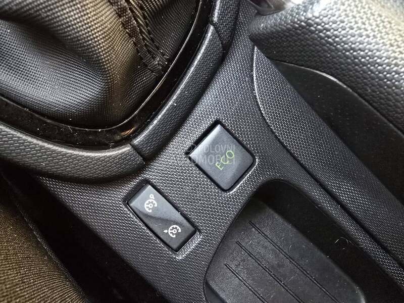 Renault Clio 1.5 DCI//NIGHT/DAY//