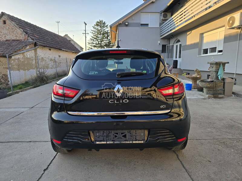 Renault Clio 1.5 DCI//NIGHT/DAY//