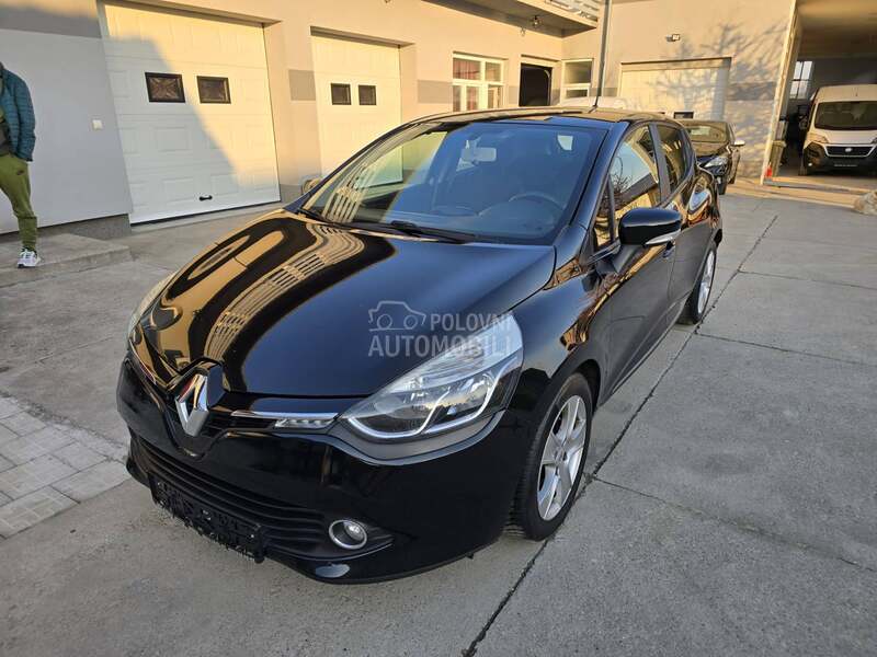 Renault Clio 1.5 DCI//NIGHT/DAY//
