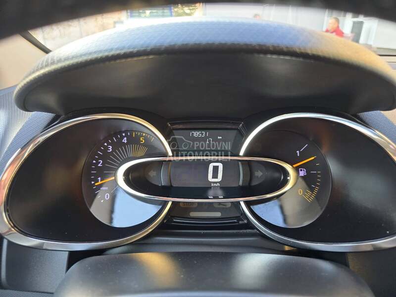 Renault Clio 1.5 DCI//NIGHT/DAY//