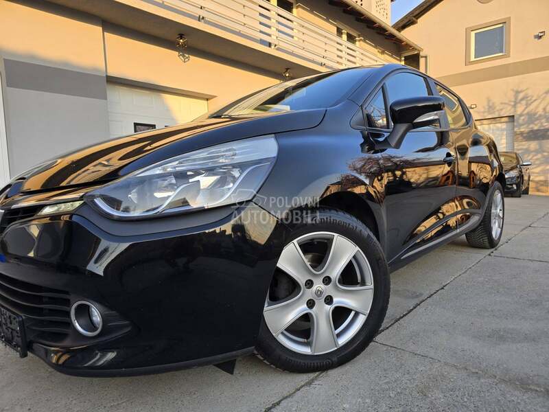 Renault Clio 1.5 DCI//NIGHT/DAY//