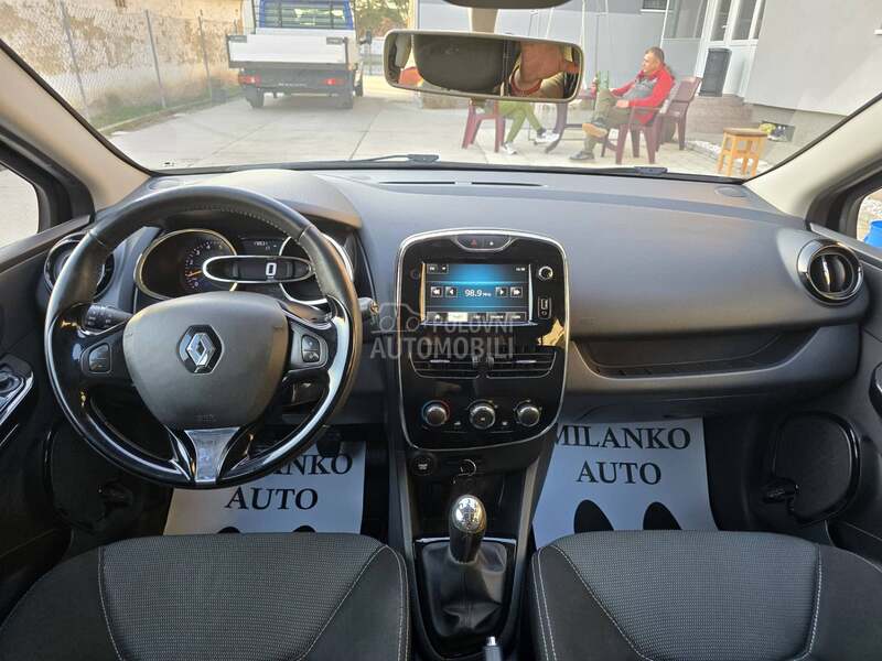 Renault Clio 1.5 DCI//NIGHT/DAY//