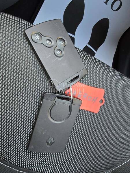 Renault Clio 1.5 DCI//NIGHT/DAY//