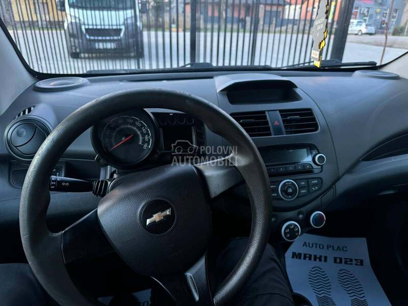 Chevrolet Spark 
