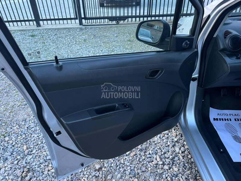 Chevrolet Spark 
