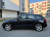 Audi Q5 2.0TDI S-line / Pano