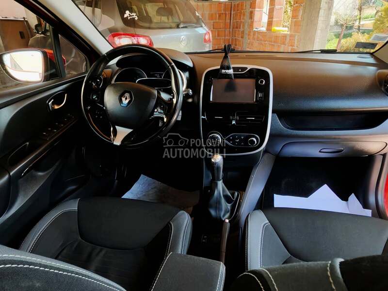 Renault Clio Intens/03.2027