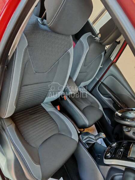 Renault Clio Intens/03.2027