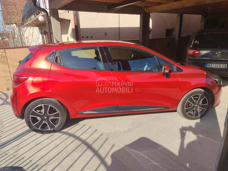 Renault Clio Intens/03.2027