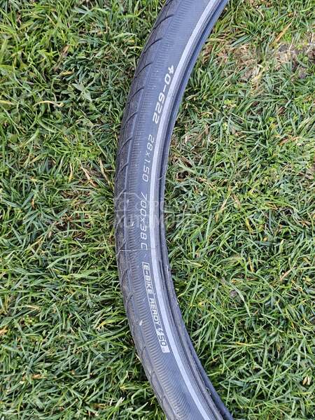 Schwalbe marathon plus   700x3