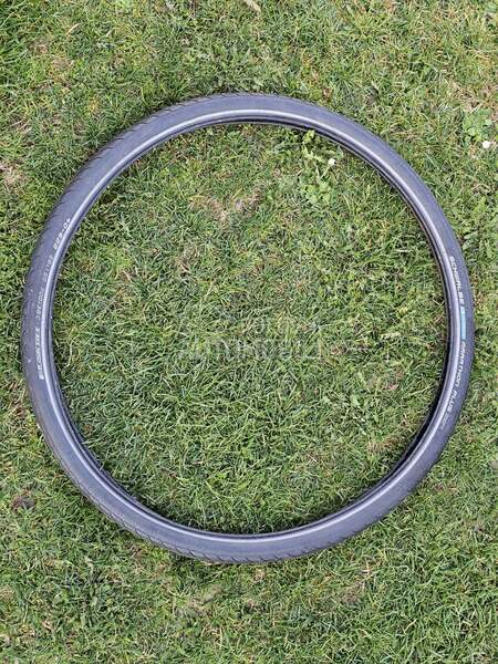 Schwalbe marathon plus   700x3
