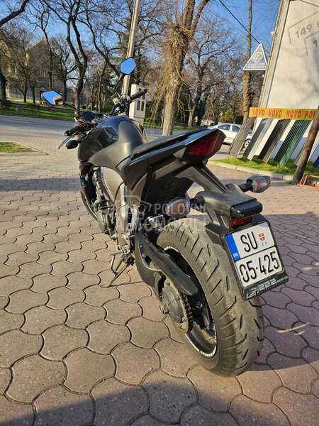 Honda CB1000R