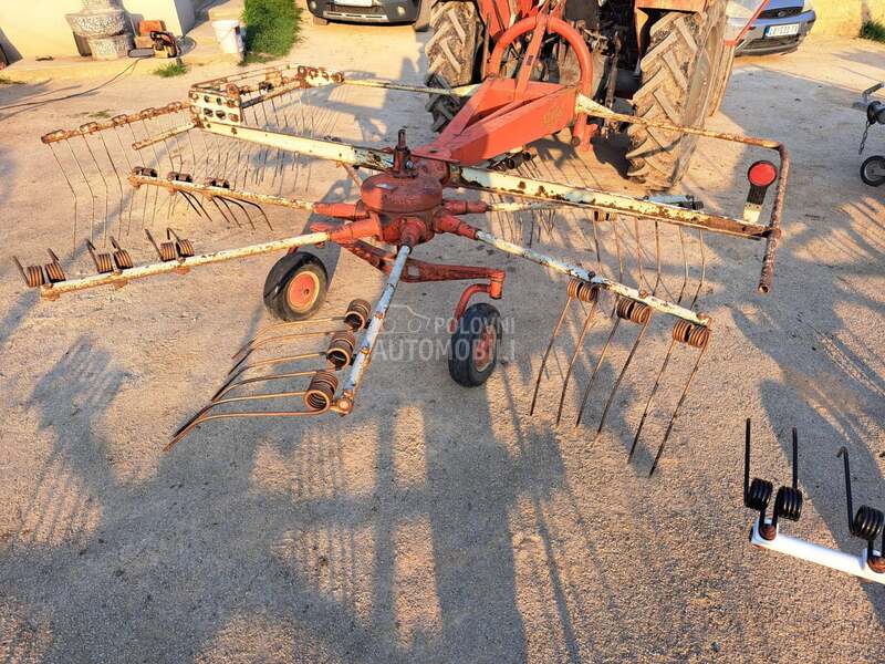 Kuhn Balerine sakupljači