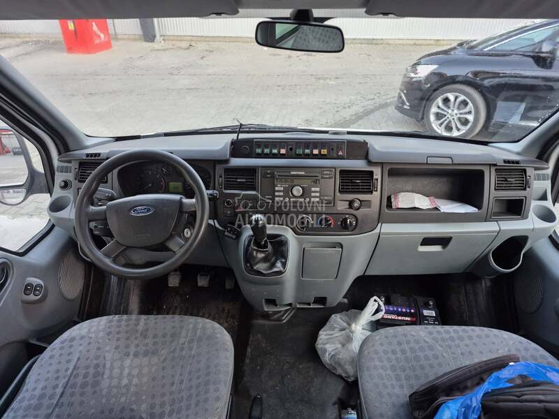 Ford Transit MAXI