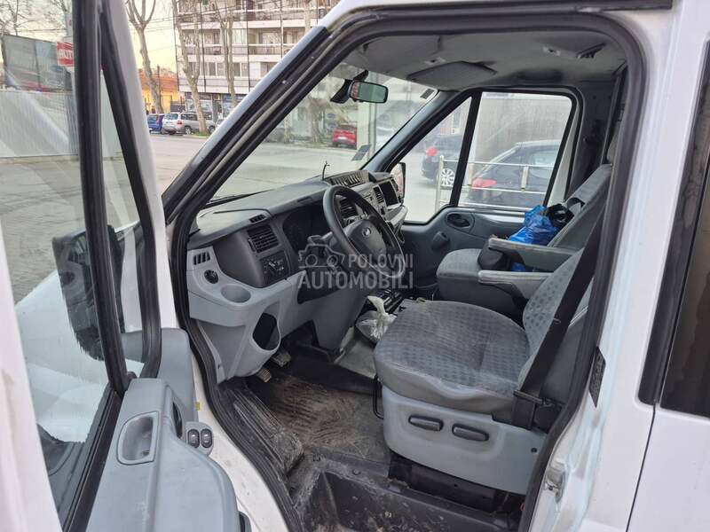 Ford Transit MAXI