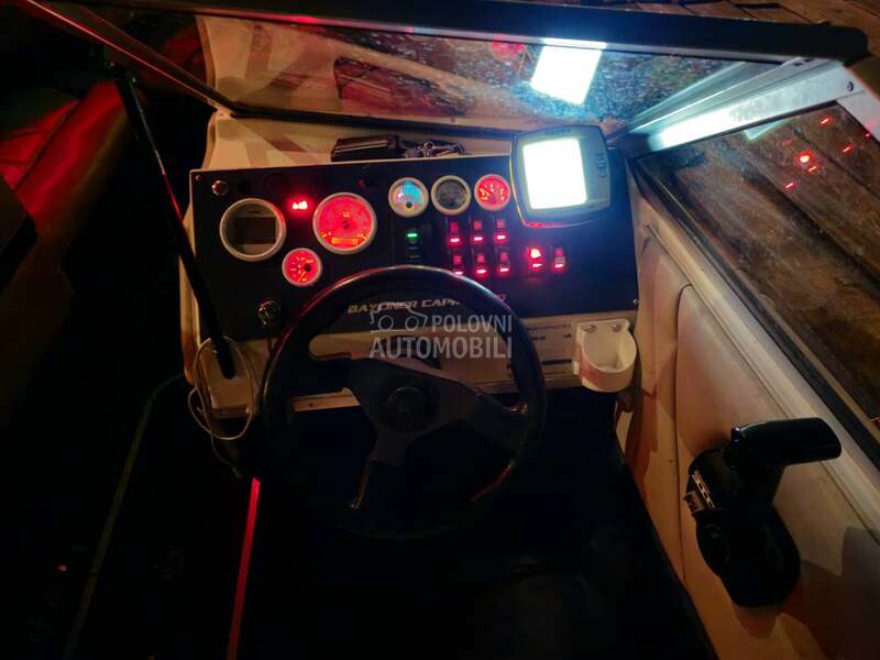 Bayliner CAPRI 1950 Servisiran