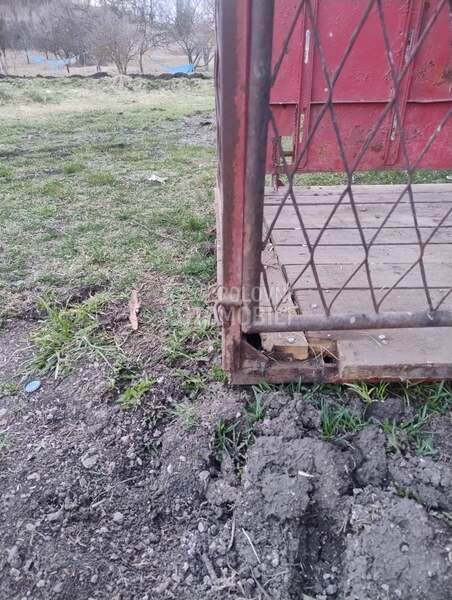 Sip korpa za traktor