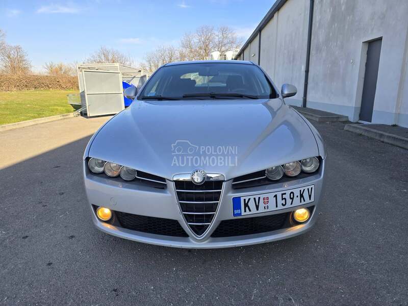 Alfa Romeo 159 8V