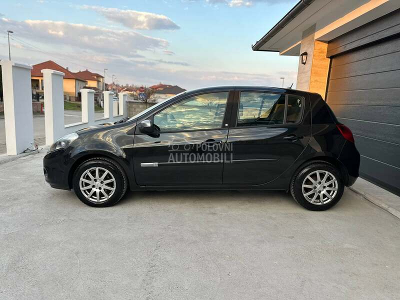 Renault Clio c.h.t.o.p