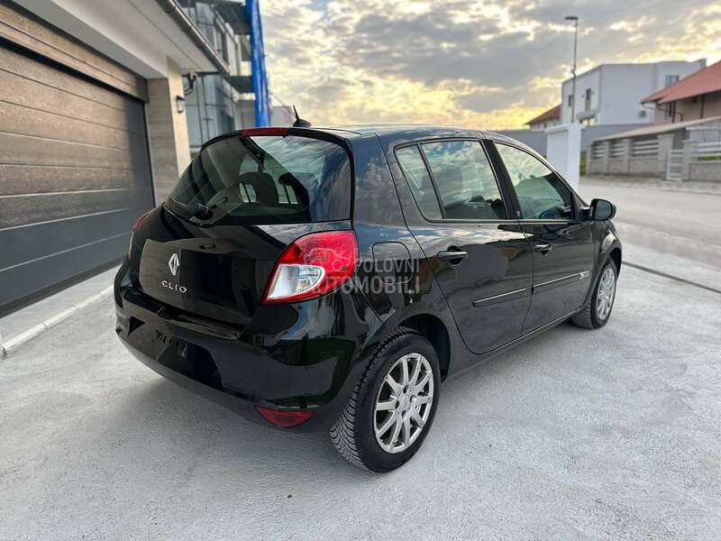 Renault Clio c.h.t.o.p