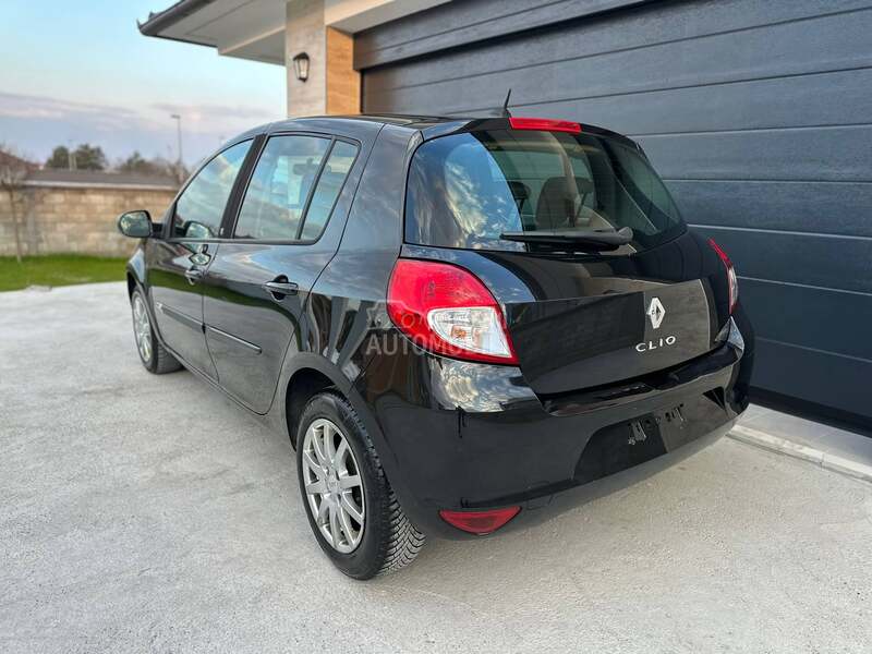 Renault Clio c.h.t.o.p