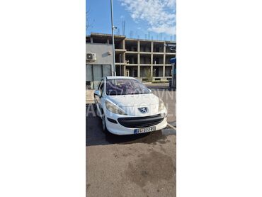 Peugeot 207 1.4 HDI