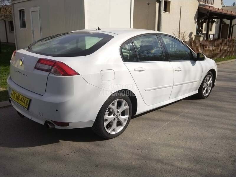 Renault Laguna 4CONTROL
