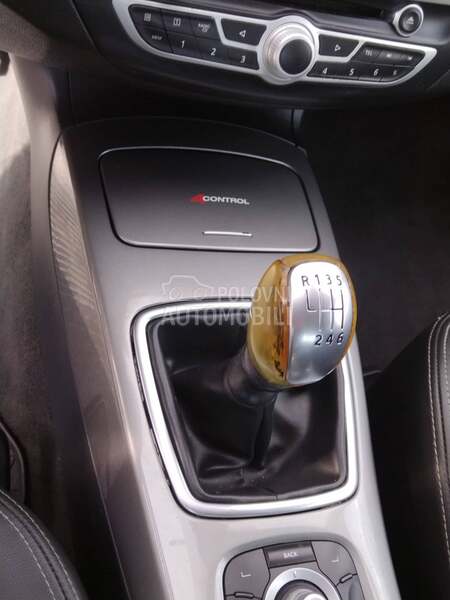 Renault Laguna 4CONTROL