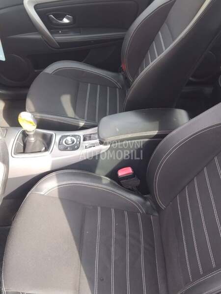 Renault Laguna 4CONTROL