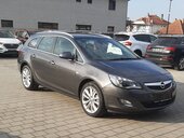 Opel Astra J 2.0DTH Sport CH
