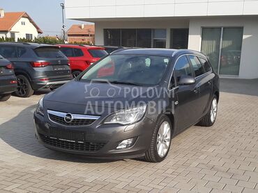 Opel Astra J 2.0DTH Sport CH