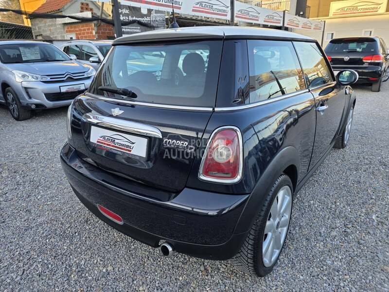 MINI Cooper D 1.6 D/181.000 K.M