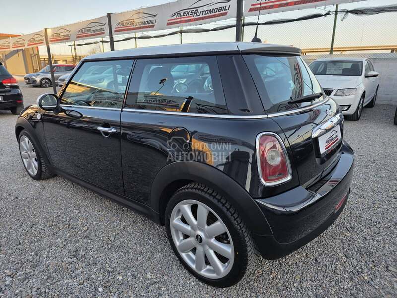 MINI Cooper D 1.6 D/181.000 K.M