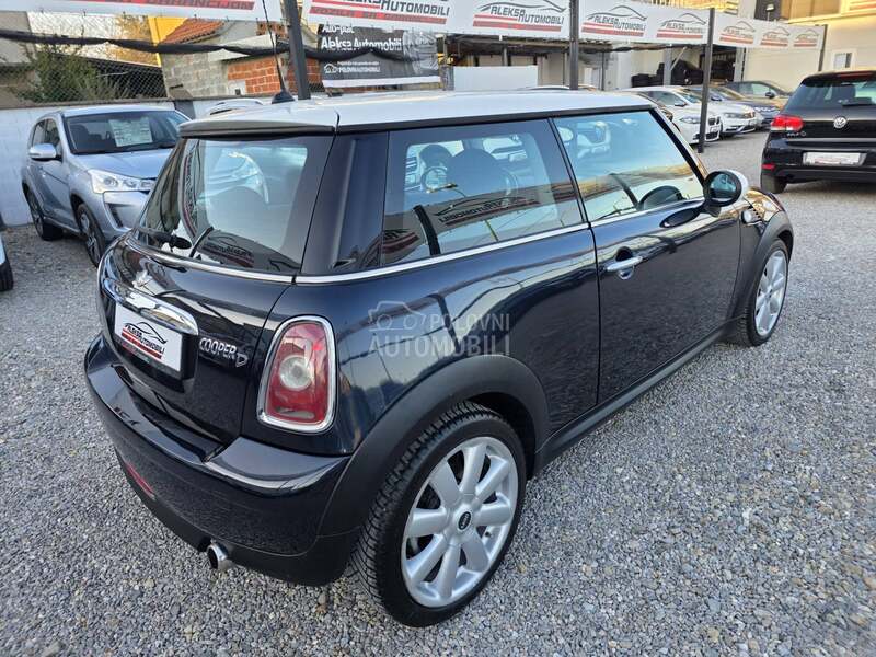 MINI Cooper D 1.6 D/181.000 K.M