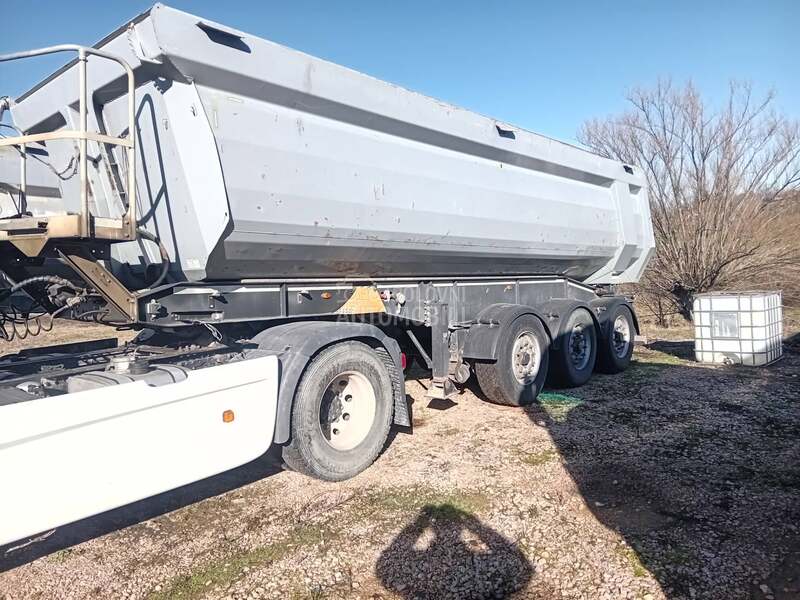 Schwarzmuller Kiper 28m3