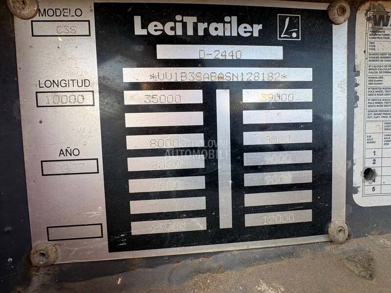 Lecitrailer prikolica za stocnu hranu