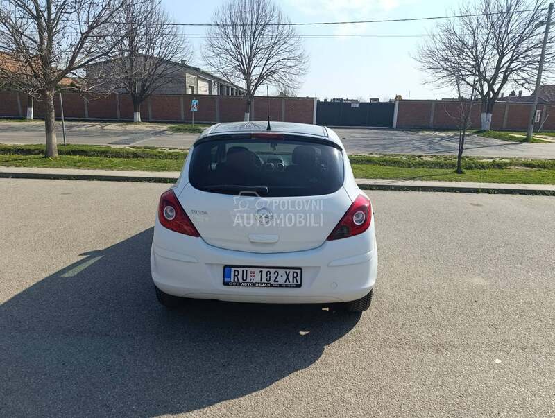 Opel Corsa D 