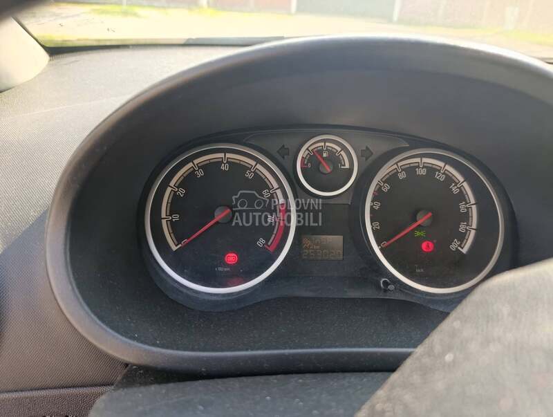 Opel Corsa D 