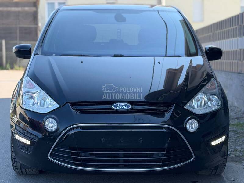 Ford S-Max restyle/CH//