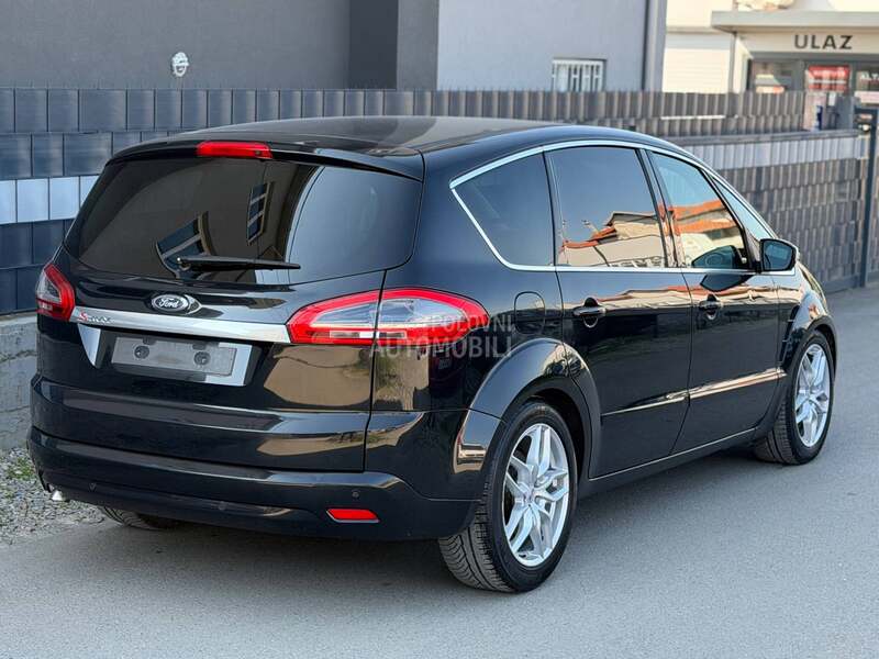 Ford S-Max restyle/CH//