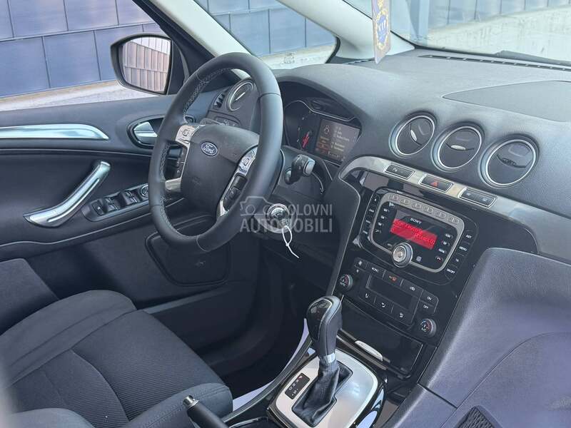 Ford S-Max restyle/CH//