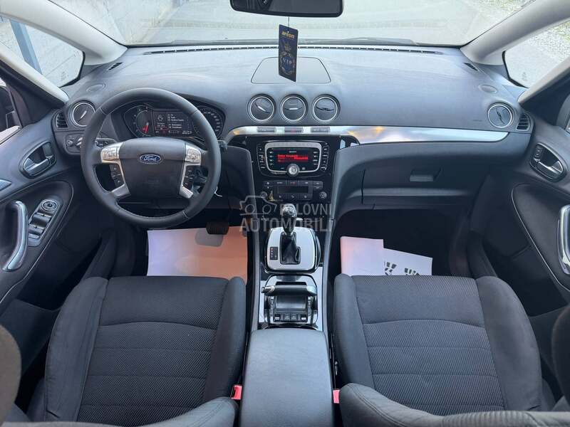 Ford S-Max restyle/CH//